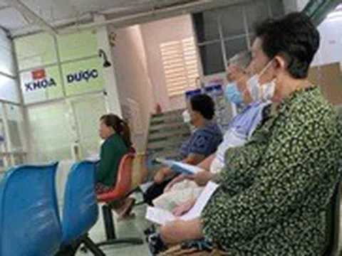 Bệnh nhân bị từ chối khám bệnh bảo hiểm y tế lần 2 vì sợ trục lợi?