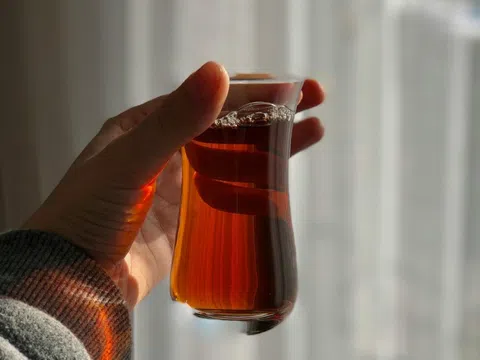 Những người không nên uống nước đậu đen giải nhiệt