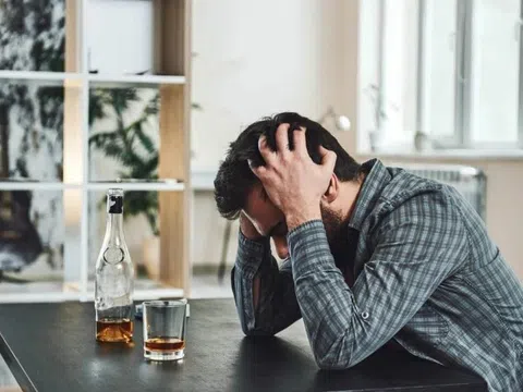 6 dấu hiệu của mãn dục nam cần biết
