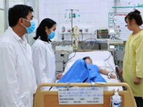 Vụ ngộ độc sau ăn bánh mì: Số bệnh nhân tăng lên 469 ca