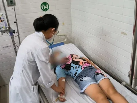 Thêm một học sinh tại TP Thủ Đức nhập viện nghi ngộ độc