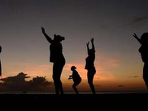 Người Việt ít đi bộ, giới văn phòng chỉ 600 bước/ngày: Do quá bận rộn hay lười vận động?