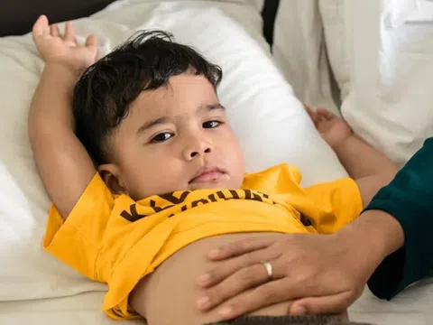 Cách xử lý khi có triệu chứng ngộ độc thực phẩm