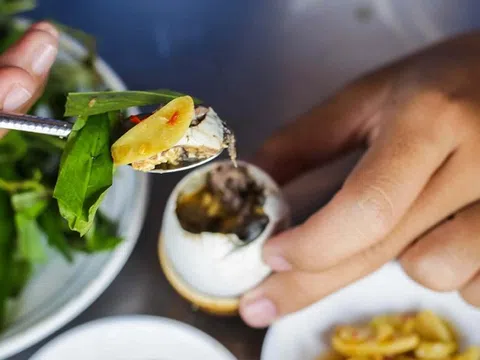 Trứng vịt lộn rất tốt nhưng 'rất kỵ' với một số người