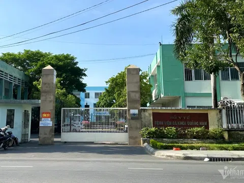 Lập hội đồng kỷ luật vụ 'chẩn đoán u bên phải, bác sĩ lại mổ bên trái'