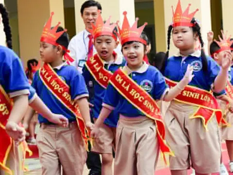 Trẻ tiểu học cần bao nhiêu năng lượng để vừa khỏe vừa học tốt?