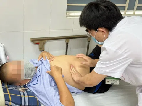 Hai loại rau sống khiến gan người đàn ông ứ dịch