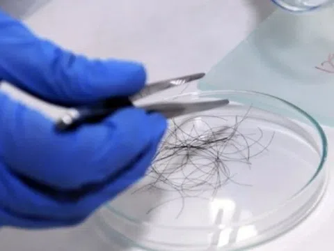 Xét nghiệm ADN con, người đàn ông mới biết mình vô sinh, mang gene nữ