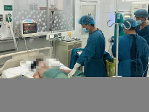 Bé trai trong vụ ngộ độc bánh mì ở Đồng Nai đã tử vong