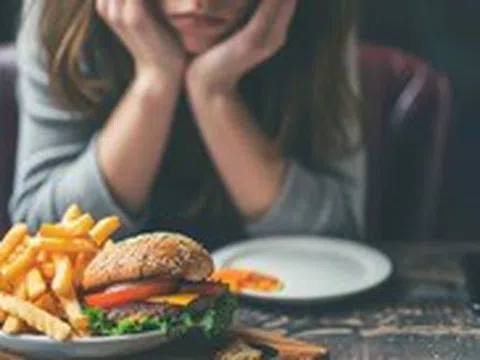Chế độ ăn uống kém có thể liên quan đến trầm cảm
