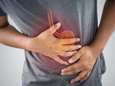 Triệu chứng sớm cảnh báo ung thư dạ dày