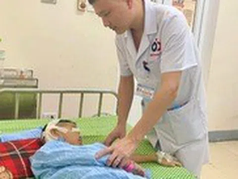 Bệnh nhi nguy kịch do viêm tai biến chứng áp xe não