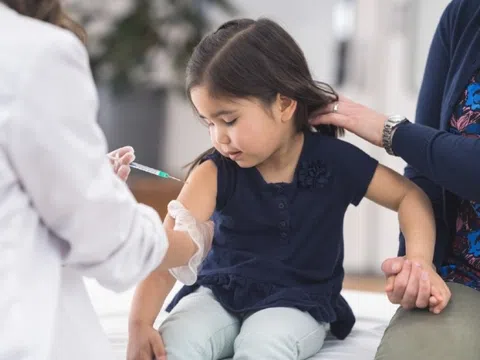 Nguy cơ cao bùng phát bệnh sởi, ho gà ở các tỉnh phía Nam