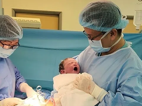 Đừng cổ xúy sinh 'thuận tự nhiên', vượt cạn không phải chuyện đùa