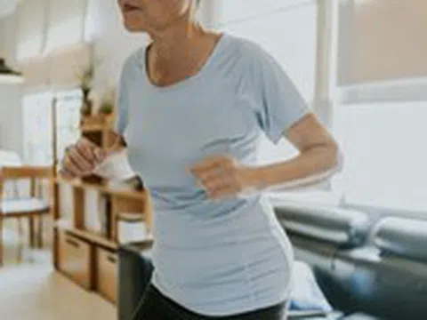 Ngồi trước tivi nhiều sẽ ảnh hưởng quá trình lão hóa?