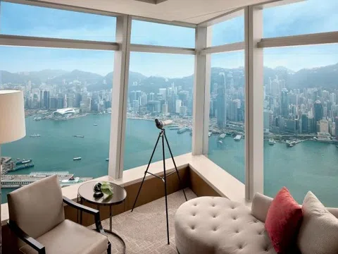 Trải nghiệm ở phòng khách sạn cao nhất thế giới