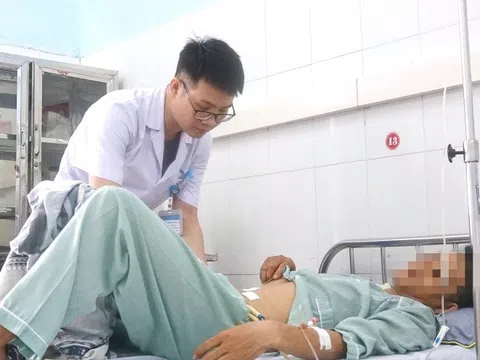 Vỡ bàng quang vì cố nhịn tiểu quá lâu