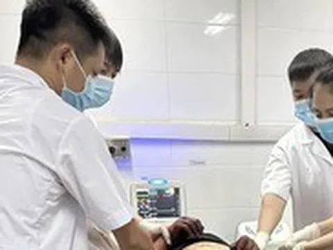 Bị khung sắt nặng 1 tấn rơi trúng, 1 lao động người Trung Quốc nguy kịch