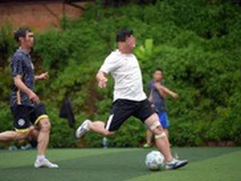 Chơi thể thao không đúng cách, dễ đứt gân gót như chơi