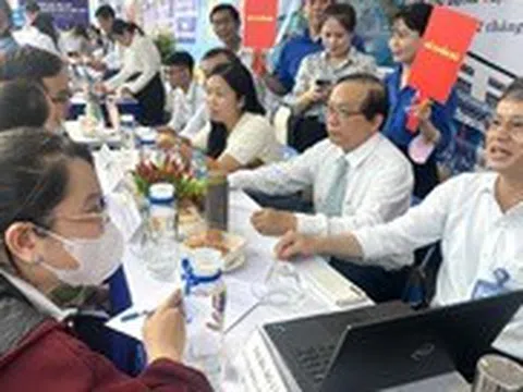 Giám đốc Sở Y tế 'ngạc nhiên' vì trung tâm y tế tuyển được bác sĩ