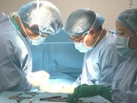 Nhiều cháu bé bị xoắn ruột nhập viện bỏ lỡ 'thời gian vàng'