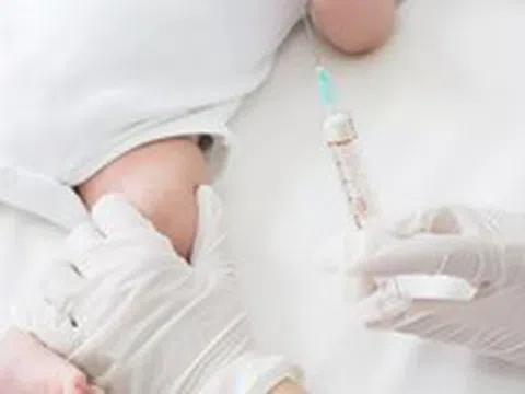 Sở Y tế vào cuộc vụ bé gái rơi nứt sọ tại cơ sở tiêm chủng