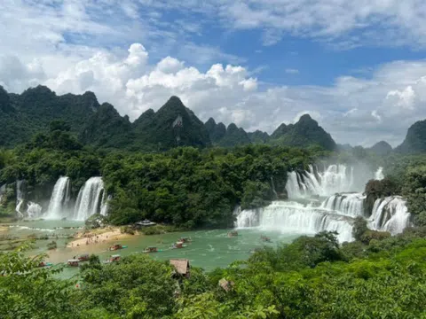 Dừng tour Thác Bản Giốc - Đức Thiên