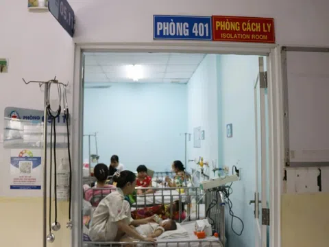 Hai biện pháp cấp bách đẩy lùi dịch sởi ở TP.HCM