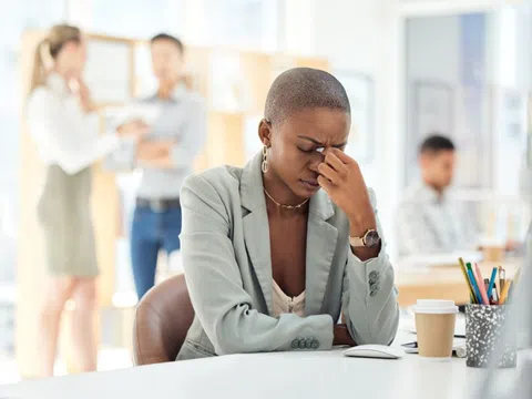 7 vấn đề sức khỏe phổ biến nào do môi trường làm việc gây ra?