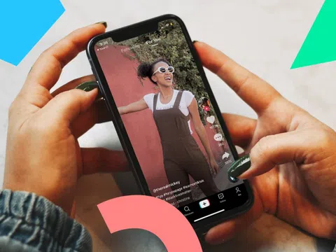 8 phút xem TikTok đủ có hại cho hình ảnh cơ thể của phụ nữ trẻ