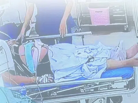 Một sai lầm khi chữa đau họng khiến thai phụ trẻ nguy kịch