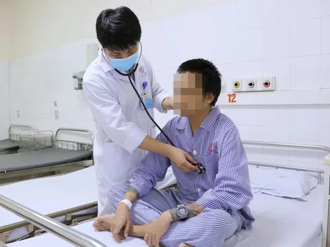 Sau cơn đau ngực dữ dội, thuyền viên Myanmar nguy kịch