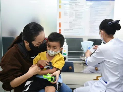 Lý do ca mắc sởi ở TP.HCM giảm chậm