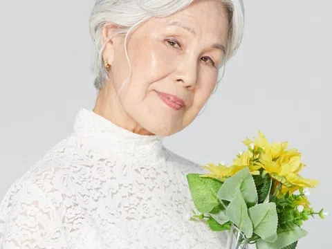 Gu mặc của cụ 81 tuổi thi Miss Universe Hàn