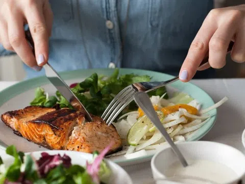 Người bị tiểu đường cần ăn uống ra sao?