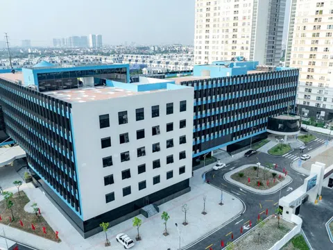Bệnh viện nhi đầu tiên của Hà Nội 'đẹp như khách sạn' chính thức hoạt động
