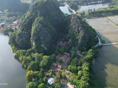 Làng Việt cổ ở Ninh Bình hoang tàn