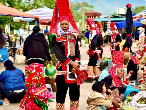 48 giờ ở Bình Liêu