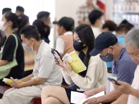 Trả nhiều tiền khám bệnh nên 'bên trọng bên khinh'?