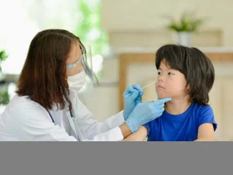 Tăng đề kháng với sữa non giúp trẻ tránh tái nhiễm Covid-19