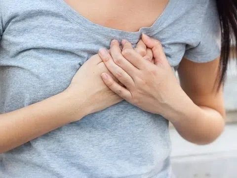 Cô gái trẻ phải nhập viện vì nhịp tim lên đến 137 lần/phút