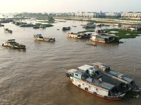 Hồn quê trên chợ nổi Long Xuyên