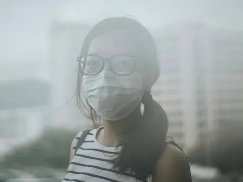 Đổ bệnh vì ô nhiễm không khí ở Hà Nội