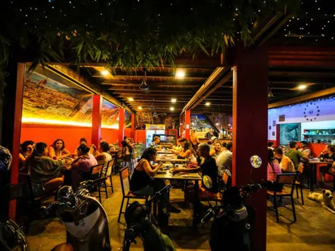 5 du khách thiệt mạng liên tiếp tại Lào