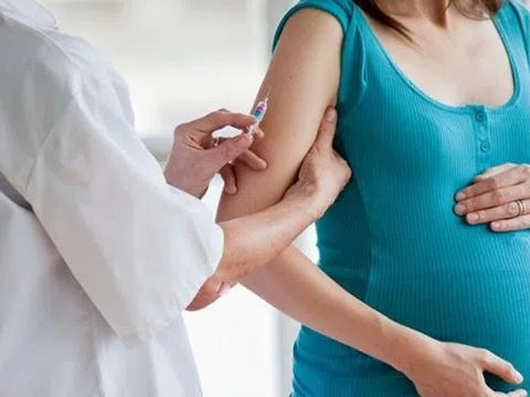 Phụ nữ mang thai có được tiêm vaccine sởi?