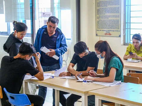 Tin tức sáng 26-11: Quốc hội xem xét thông qua Luật Thuế VAT; Ngành nào đang cần nhiều lao động?