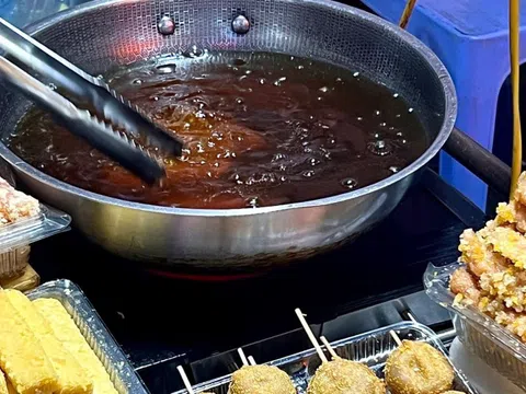 Dùng dầu ăn sai cách có thể gây tăng mỡ máu thế nào?