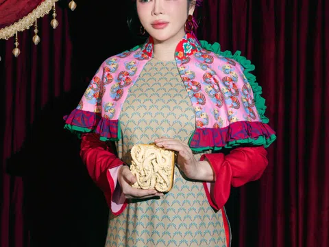 Lý Nhã Kỳ và sao Việt diện áo dài phá cách trên thảm đỏ