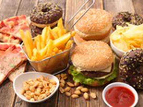 Những món ăn nên tránh khi mắc huyết áp cao