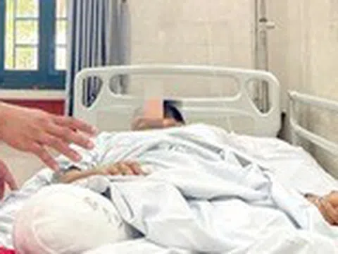 Bị cắt cụt chân vì đắp lá tự chữa trật khớp gối